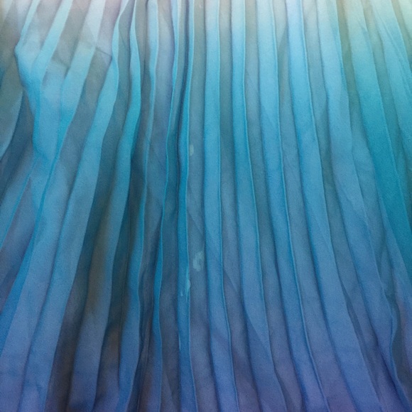 NWT L’ATISTE OMBRÉ DRESS **READ DESCRIPTION** - Picture 7 of 8